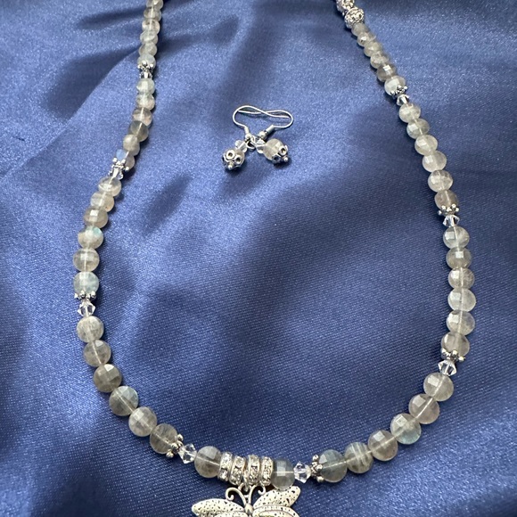 Little dragonfly always catches the eye of somebody you loved - Picture 3 of 7